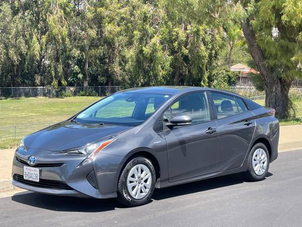 2018 TOYOTA PRIUS